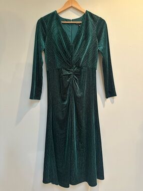 Maggy London, Emerald Green Metallic, V-Neck, 3/4 Sleeve, Midi Dress, Size 4